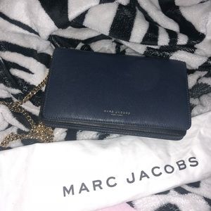 Marc Jacobs Wallet on Chain